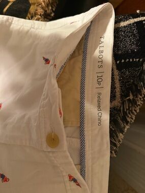 Talbots White Chino Shorts with Colorful Parrot Embroidery